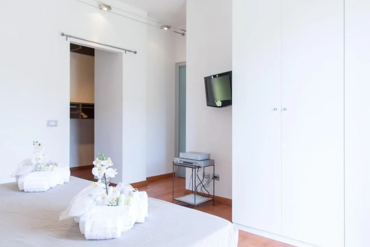 Suitelowcost Stilicone Milan