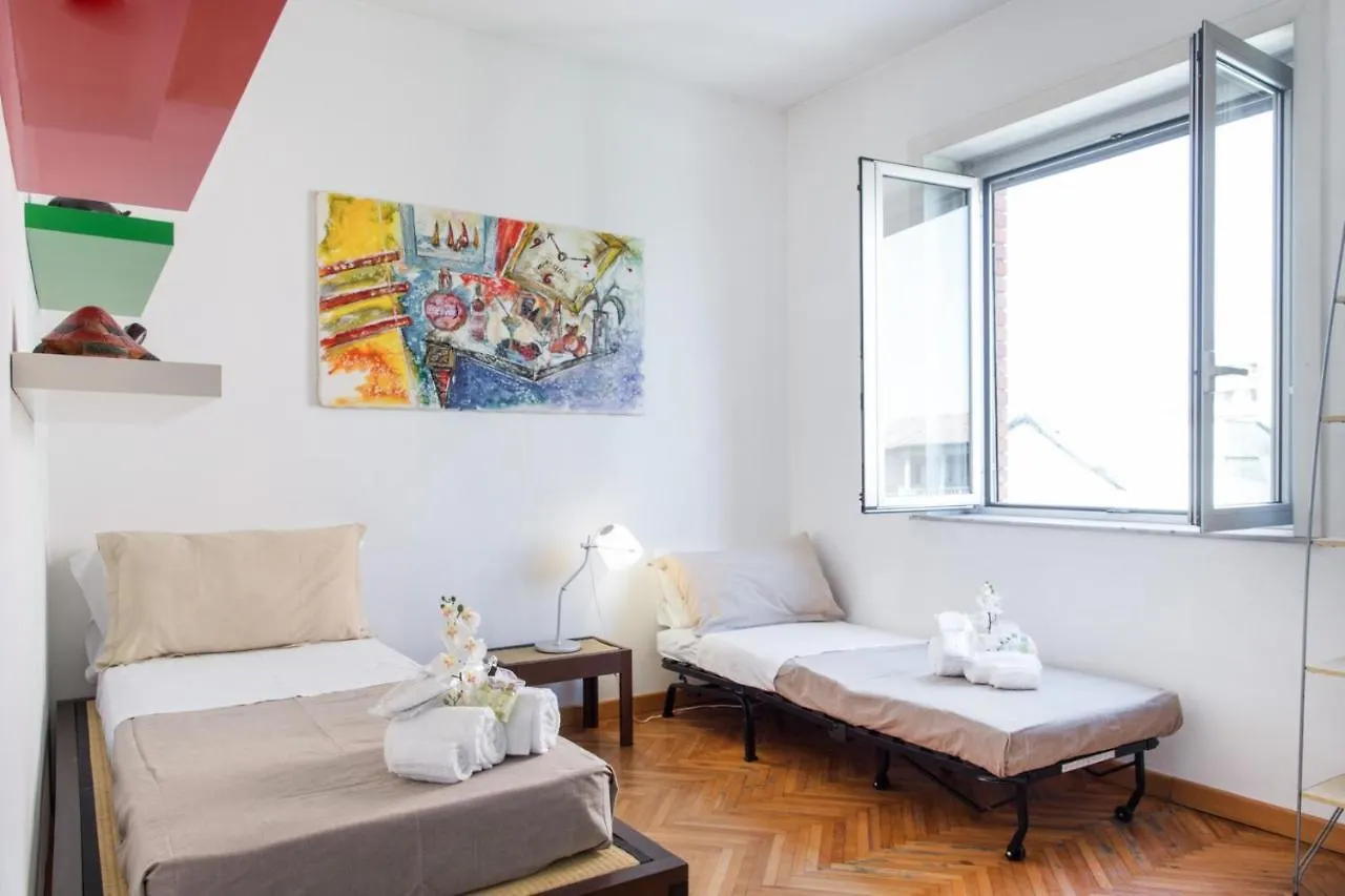 Apartment Suitelowcost Stilicone Milan Italy